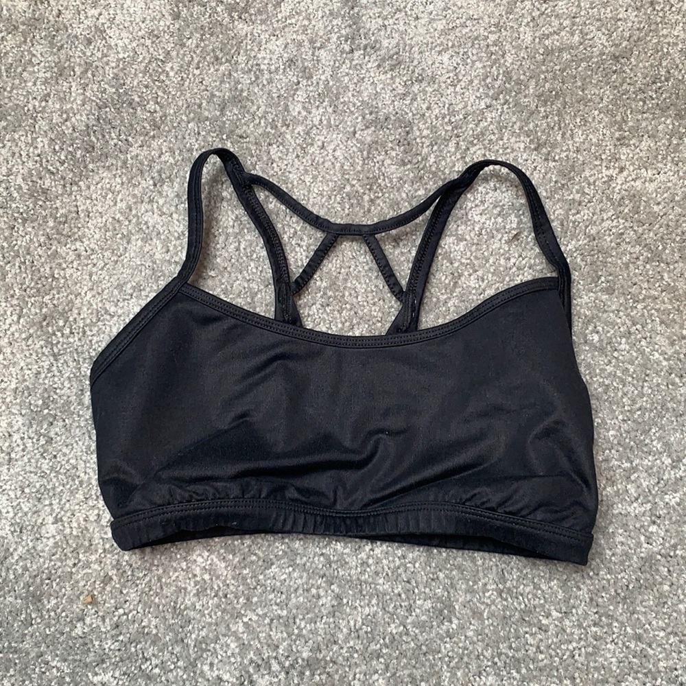 Black sports bra